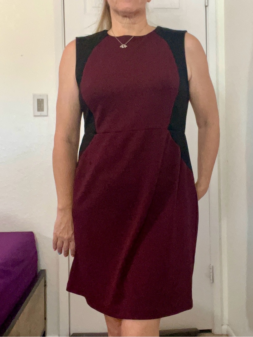 Apt. 9 Burgundy and Black Sleeveless Sheath Dress